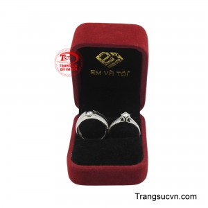 Sản phẩm được giao hàng toàn quốc.