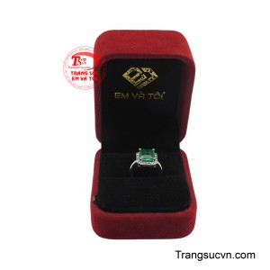 Sản phẩm được giao hàng toàn quốc.