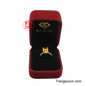 Sản phẩm được giao hàng toàn quốc.