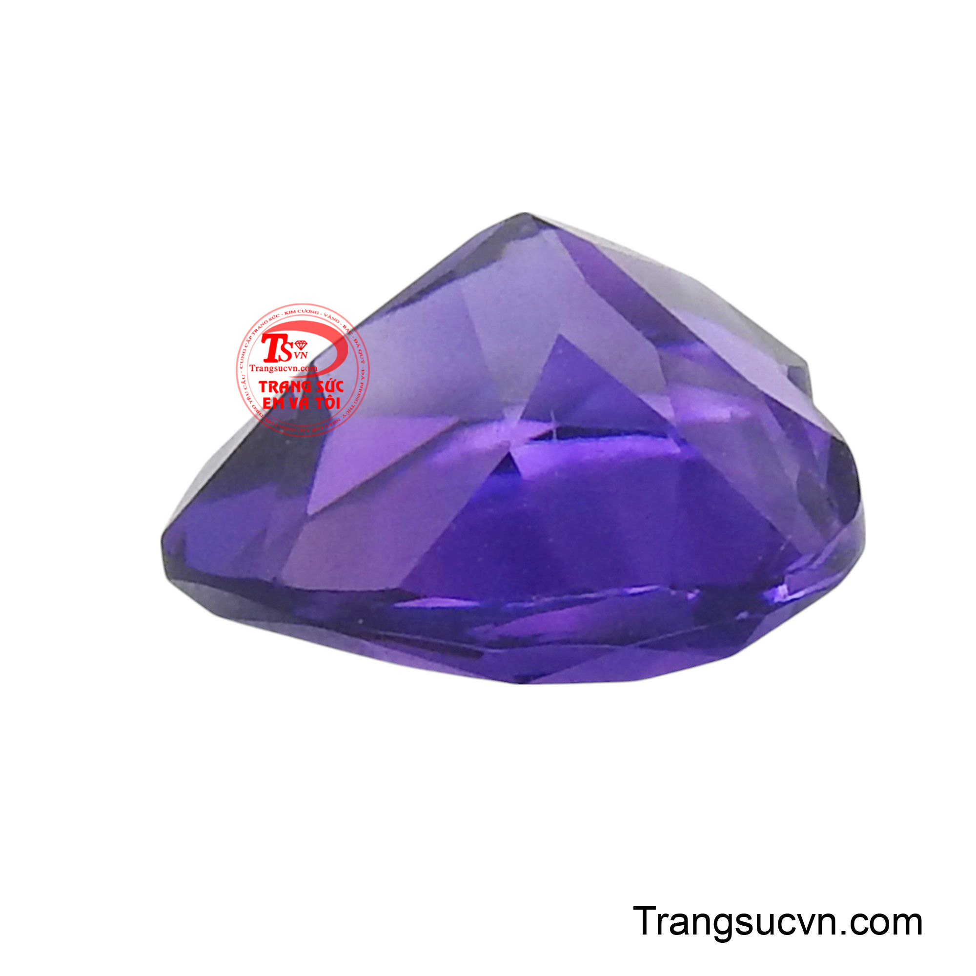 Từ xa xưa thạch anh tím được biết đến là một loại đá tuyệt vời trong việc an thần, mang đến những giấc ngủ sâu, xua tan ác mộng và có thể xoa dịu những cơn đau đầu do stress.