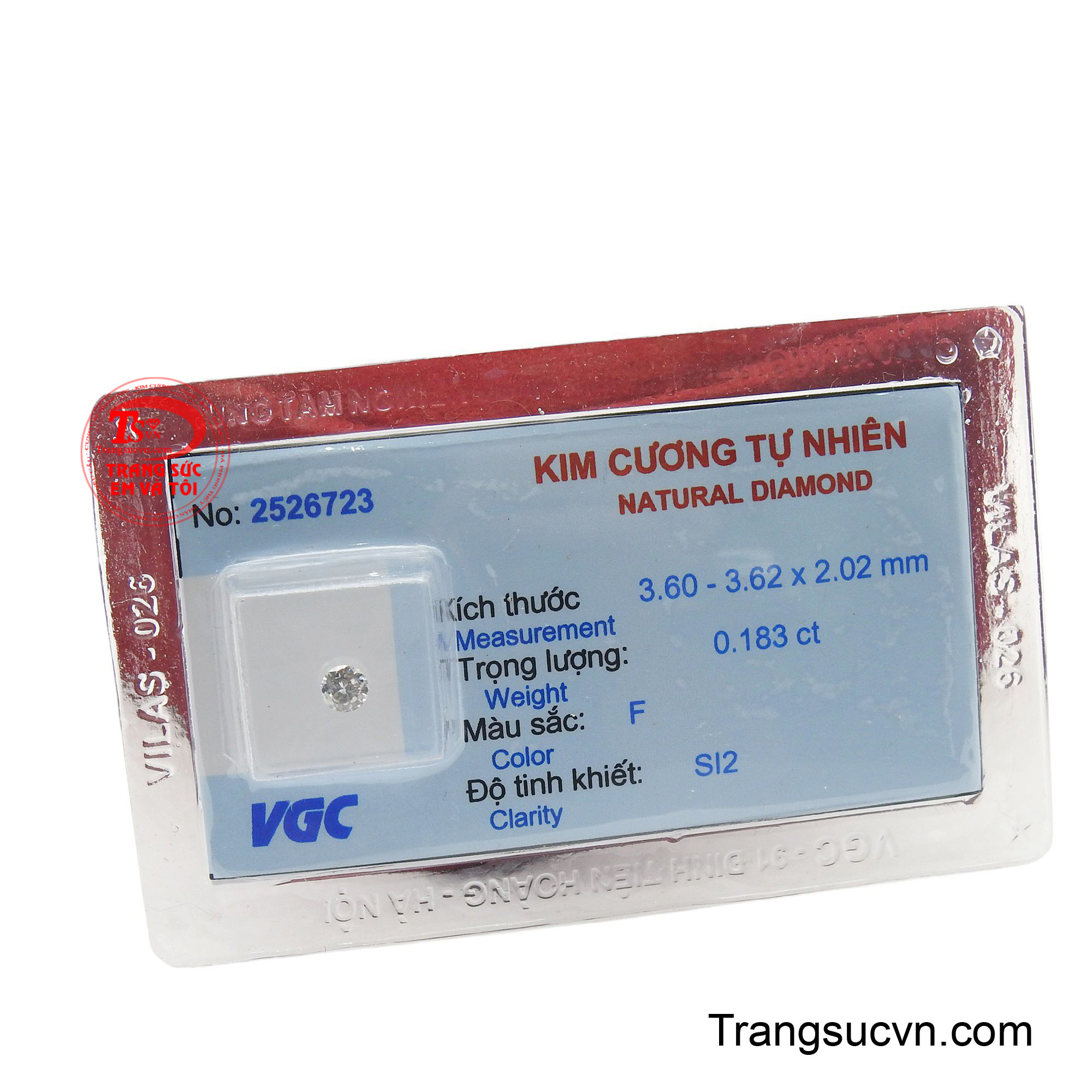 Với kích thước 3.6 ly nổi bật, kim cương tự nhiên ép vỉ là lựa chọn lý tưởng cho những ai tìm kiếm vẻ đẹp vĩnh cửu cùng sự bảo đảm về kiểm định.