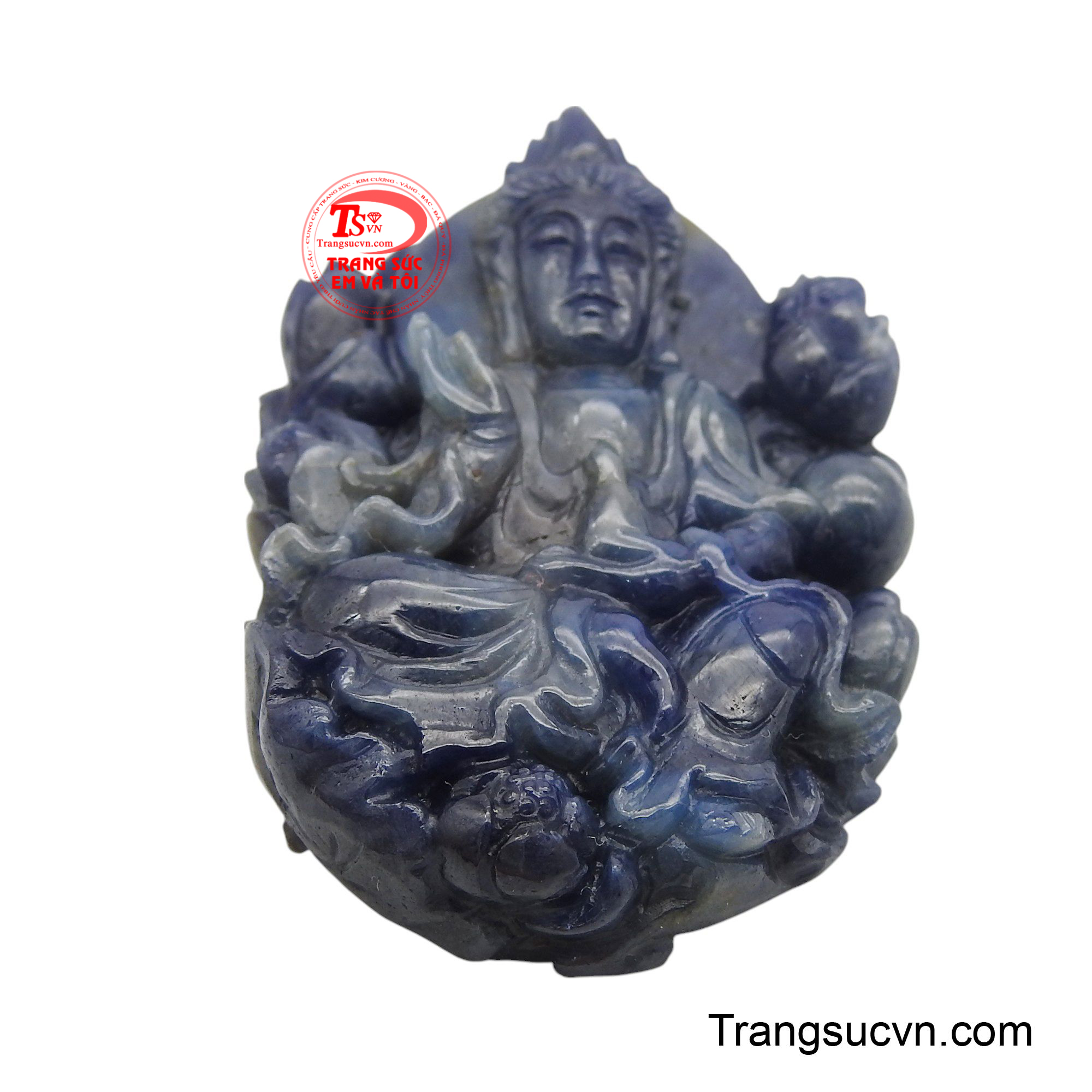 Với vẻ mặt từ ái, Ngài lắng nghe mọi khổ đau của thế gian, mang đến sự an ủi và cứu rỗi.