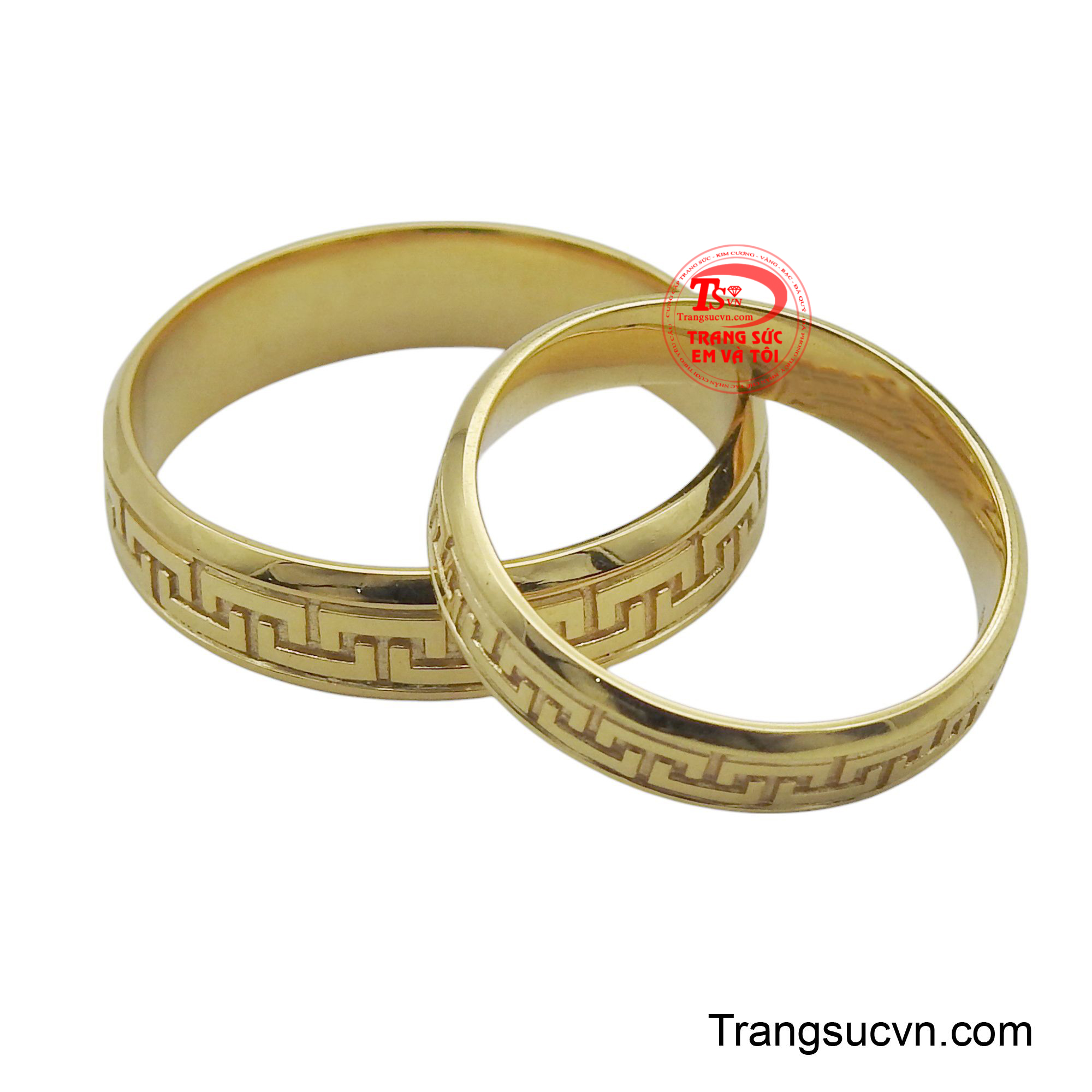 Chữ Vạn, biểu tượng cổ xưa của vũ trụ và năng lượng tích cực, như lời nguyện ước về một cuộc hôn nhân viên mãn, an lành.