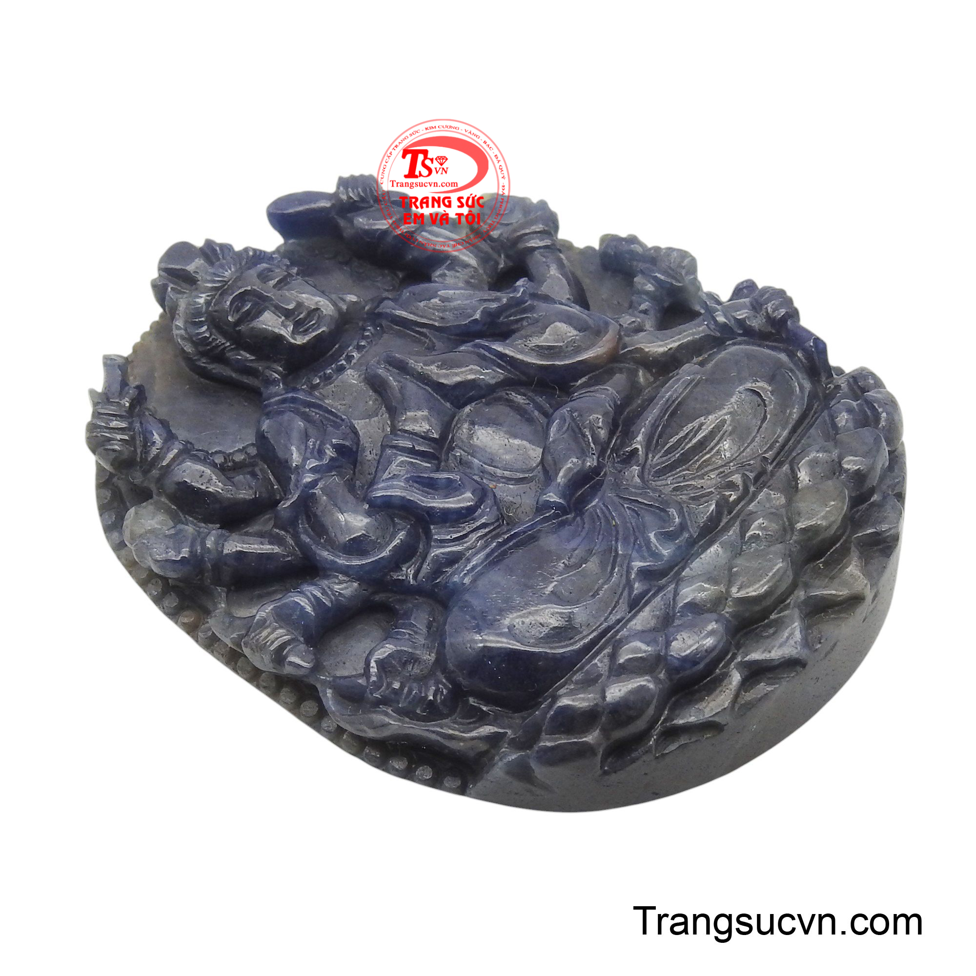 Từng chi tiết nhỏ của ngàn tay, ngàn mắt đều được thể hiện sống động, cho thấy sự tỉ mỉ của người nghệ nhân, đồng thời nhấn mạnh khả năng lắng nghe và ứng hiện muôn nơi để cứu giúp.
