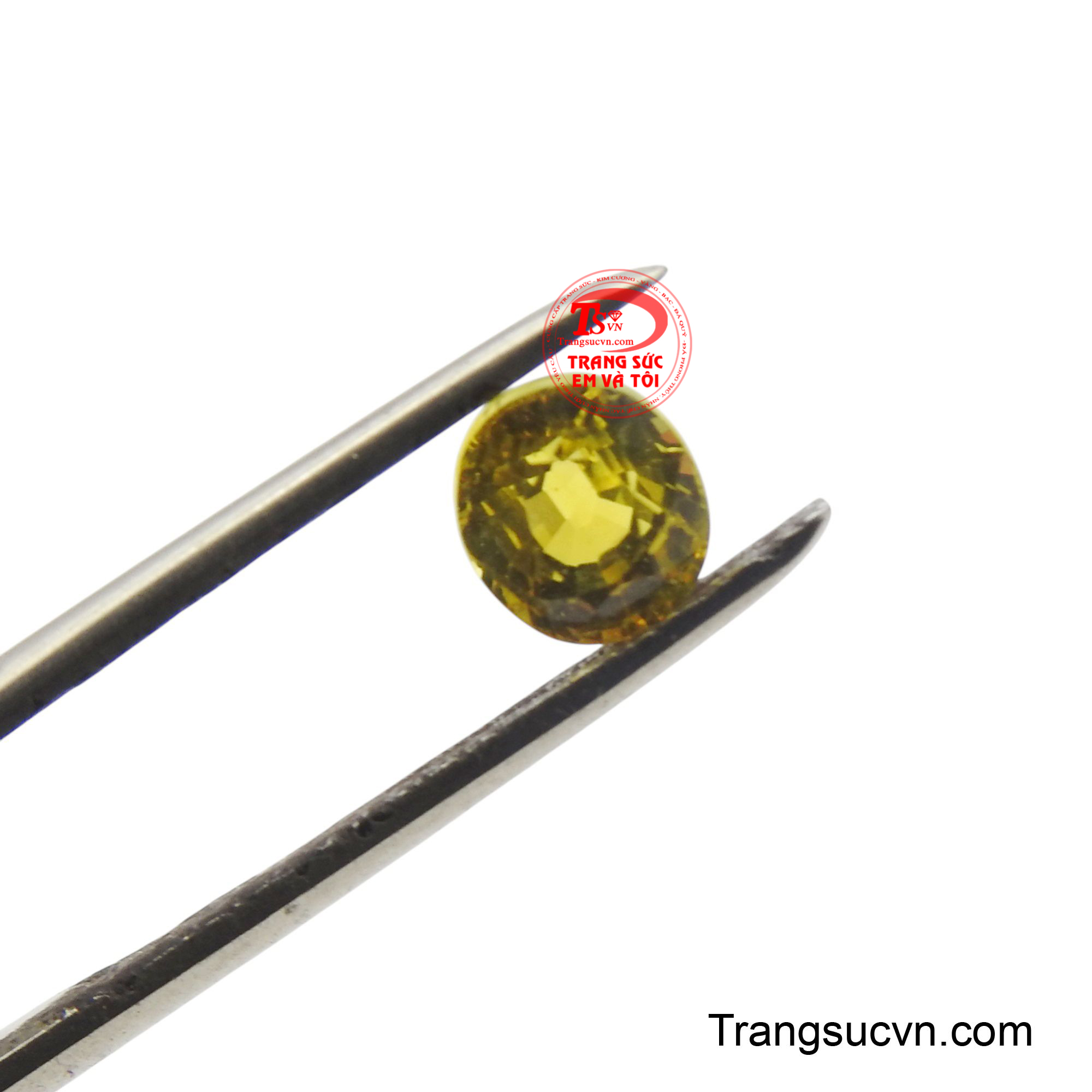 Về phương diện sức khỏe đá sapphire giúp người dùng cải thiện thị lực, giúp giảm căng thẳng và chống mất ngủ.