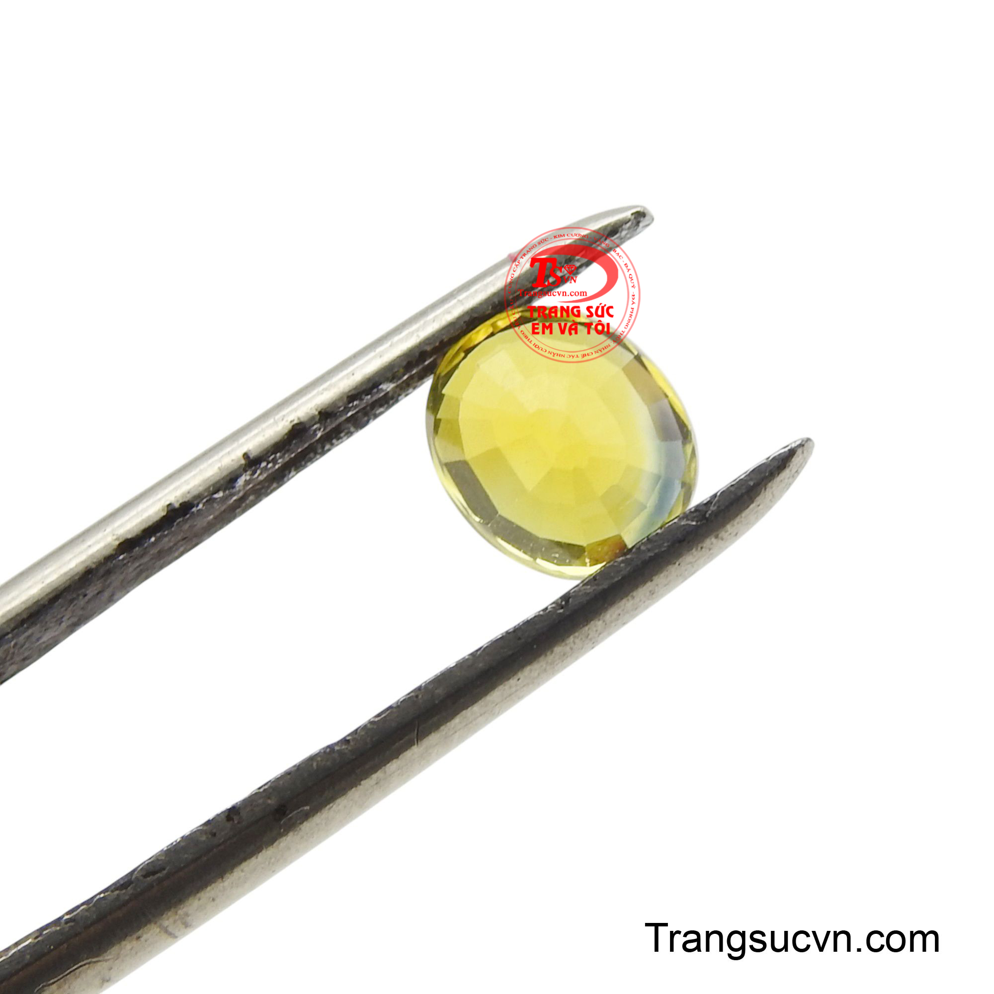 Viên đá Sapphire được kiểm định và giao hàng trên toàn quốc.