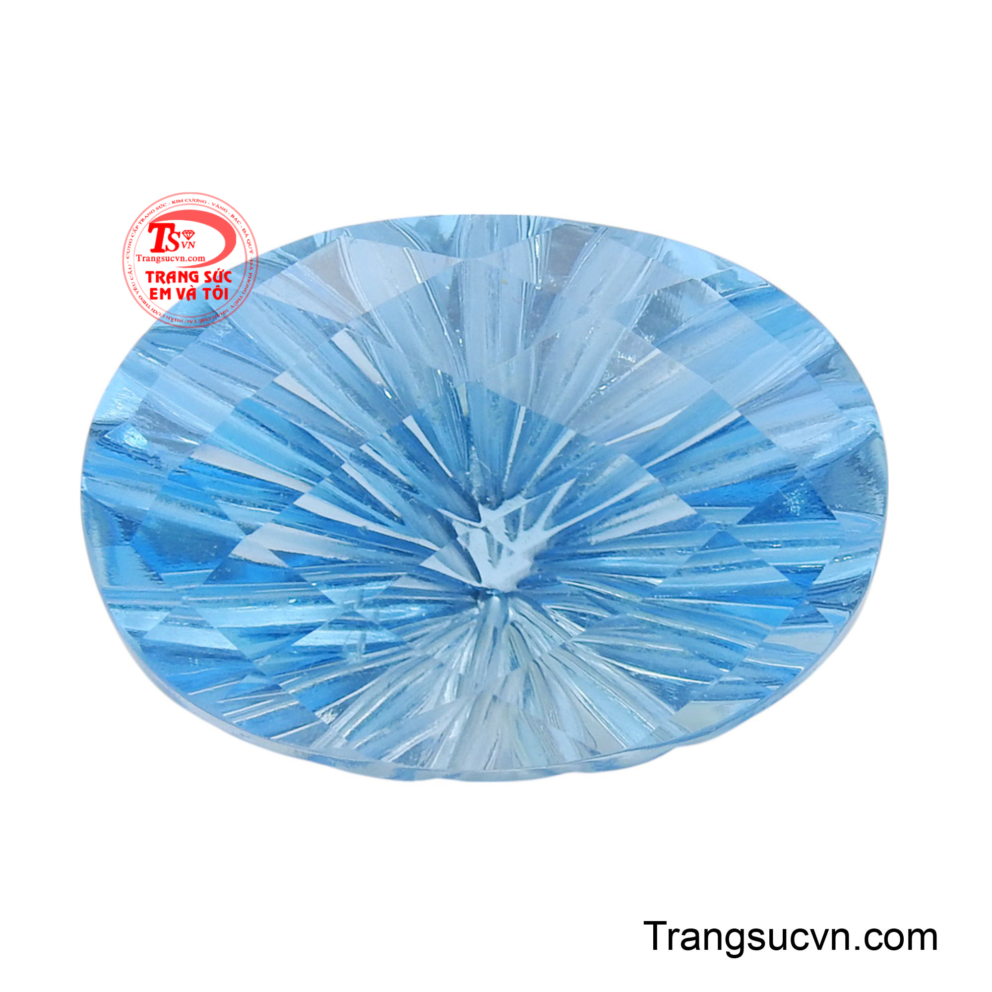 Viên Topaz thiên nhiên cuốn hút là viên đá không chỉ mang vẻ đẹp tự nhiên mà còn ẩn chứa những ý nghĩa phong thủy sâu sắc.