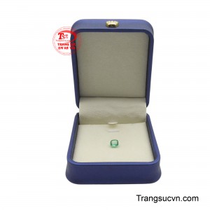 Sản phẩm được giao hàng toàn quốc.