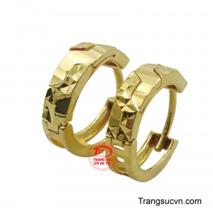 Hoa tai vàng 18K sang trọng