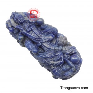 Rồng, một biểu tượng của sức mạnh, sự thay đổi và may mắn.