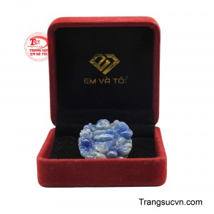 Sản phẩm được giao hàng toàn quốc.