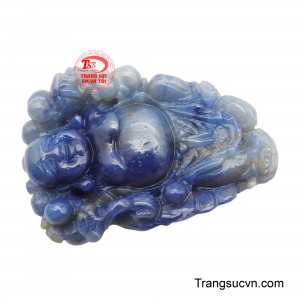 Đeo Di Lặc sapphire này là mang theo niềm tin vào sự thịnh vượng, giúp tâm hồn luôn vui vẻ, lạc quan và đạt được những thành công như ý trong cuộc sống.