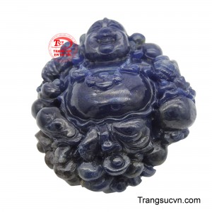 Với nụ cười rạng rỡ và vẻ ngoài phúc hậu, Ngài tượng trưng cho sự may mắn, thịnh vượng và an lạc.