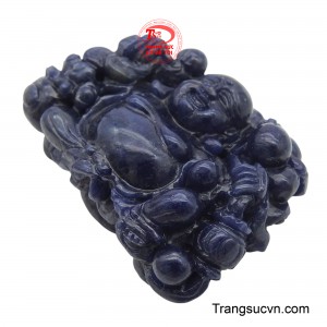 Từng chi tiết trên thân hình Ngài được điêu khắc tinh xảo, thể hiện sự khéo léo của người nghệ nhân, tạo nên một tác phẩm nghệ thuật phong thủy độc đáo.