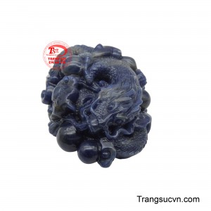 Rồng vốn là linh vật đứng đầu trong tứ linh, đại diện cho quyền lực, sức mạnh và thịnh vượng.