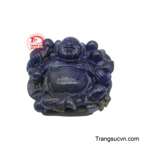 Ngài không chỉ là hiện thân của niềm vui mà còn là đại diện cho sự bao dung, độ lượng vô biên.