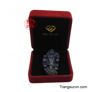 Sản phẩm được giao hàng toàn quốc.