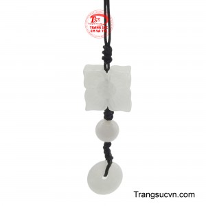 Móc treo điện thoại đẹp không chỉ là phụ kiện tiện ích mà còn là điểm nhấn thể hiện cá tính.