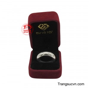 Sản phẩm được giao hàng toàn quốc.