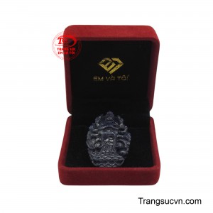 Sản phẩm được giao hàng toàn quốc.