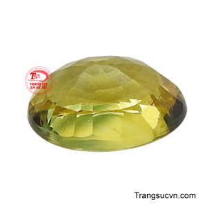 Sắc vàng tươi tắn của viên đá gợi nhớ đến sự tươi mới của buổi bình minh hay hương vị của trái cây mùa hè, mang đến cảm giác vui tươi và đầy năng lượng.