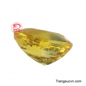 Đá Sapphire vàng giúp làm sạch cơ thể, điều hòa hoạt động của bạch huyết, và còn mang đến nhiều điều may mắn đến cho người dùng.