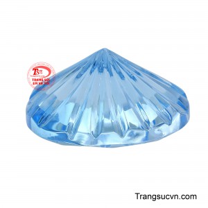 Người sở hữu đá topaz sẽ có được sự tự tin, cân bằng và ổn định cảm xúc.
