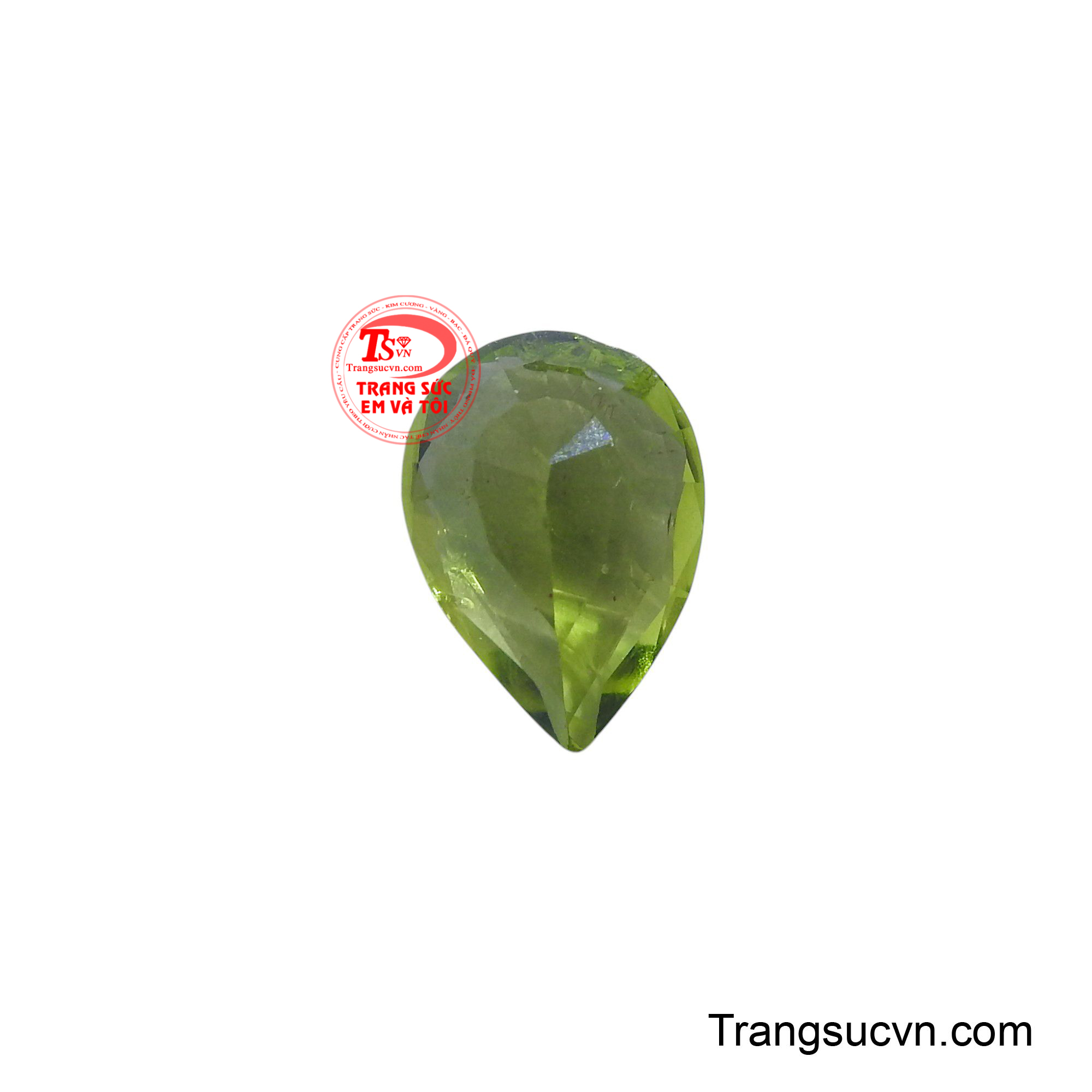 Viên Peridot xanh lá này cũng giúp cân bằng cảm xúc, giảm căng thẳng, lòng tham và oán hận, thúc đẩy sự phát triển cá nhân và thành công trong kinh doanh.