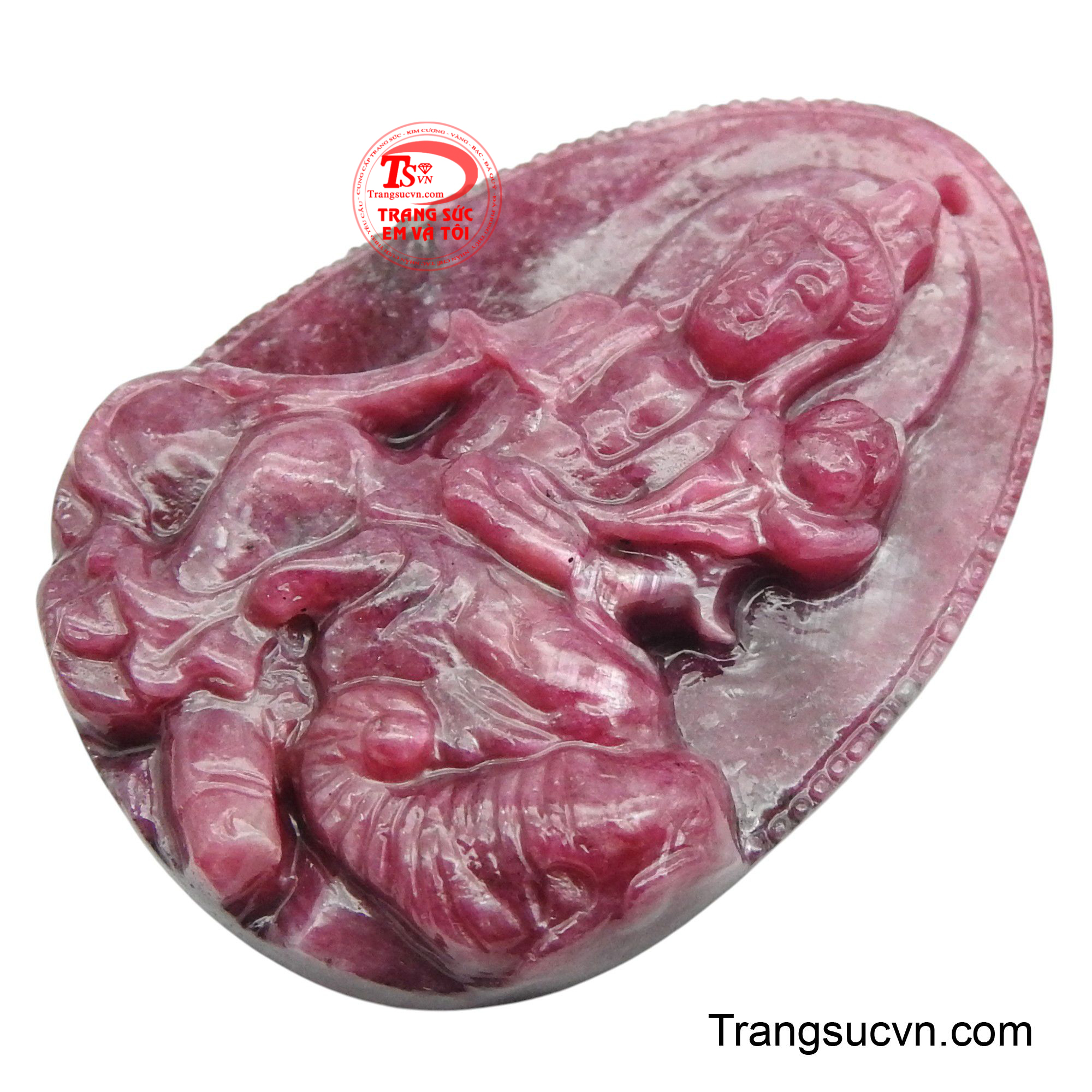 Dưới bàn tay của những nghệ nhân tài hoa, hình ảnh vị Phật được khắc họa một cách tỉ mỉ, toát lên sự từ bi và thanh tịnh.