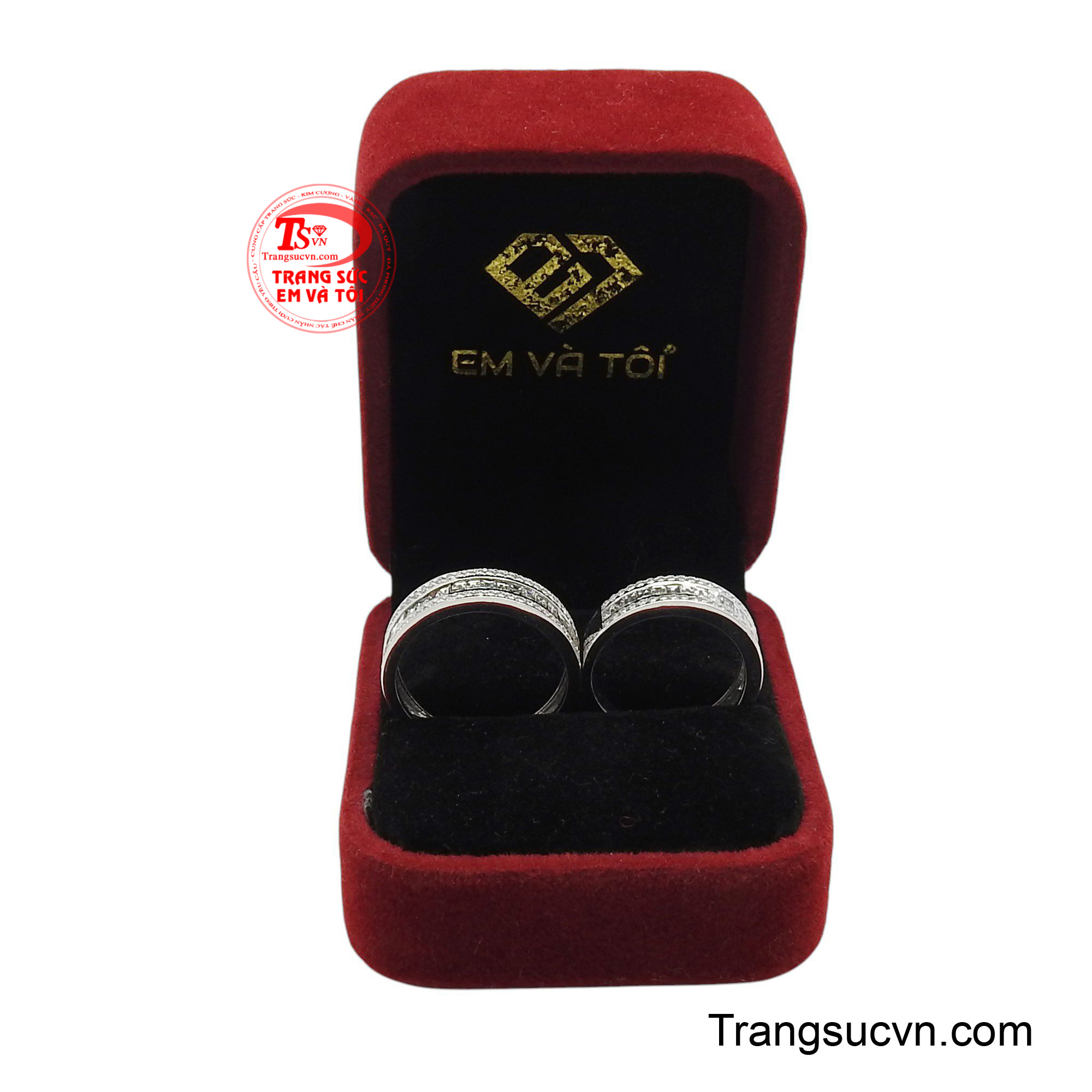 Sản phẩm được giao hàng toàn quốc.