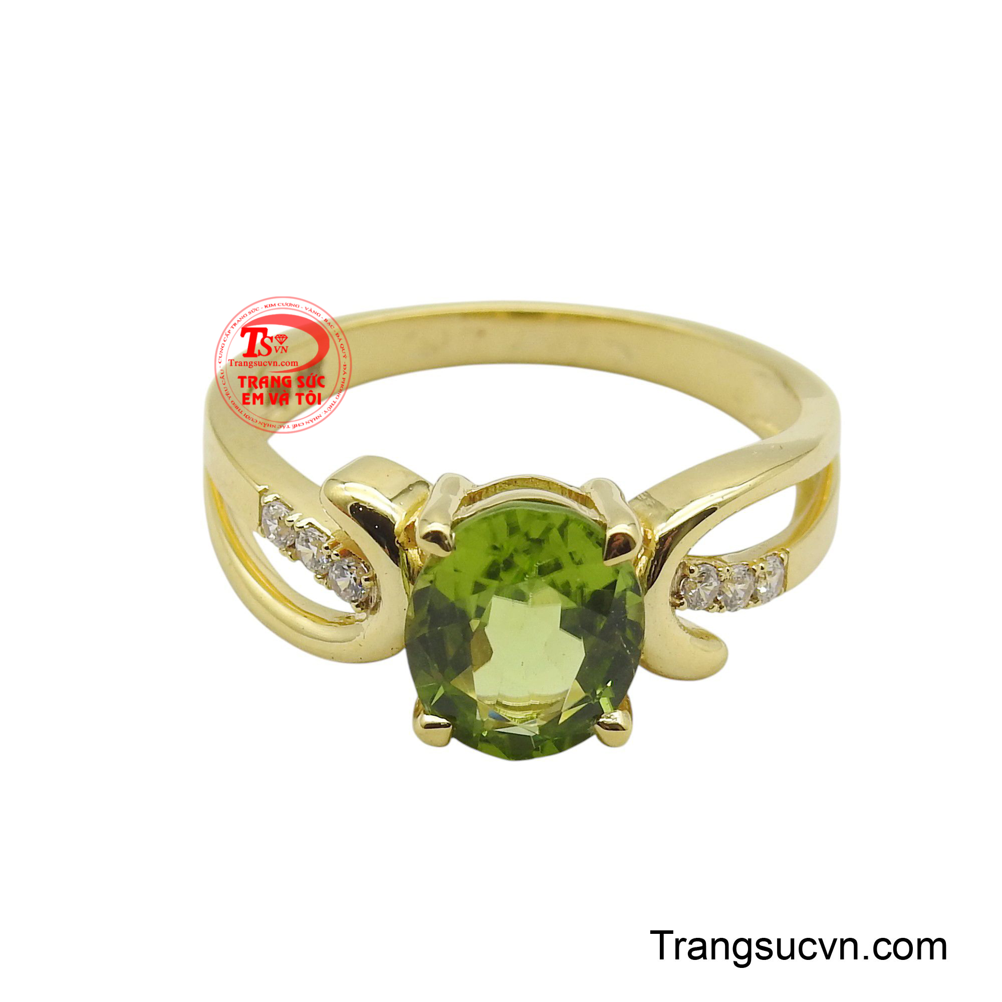 Ánh sáng chiếu vào viên đá tạo ra hiệu ứng lấp lánh như sương mai, mang đến cảm giác an lành và tràn đầy năng lượng tích cực.