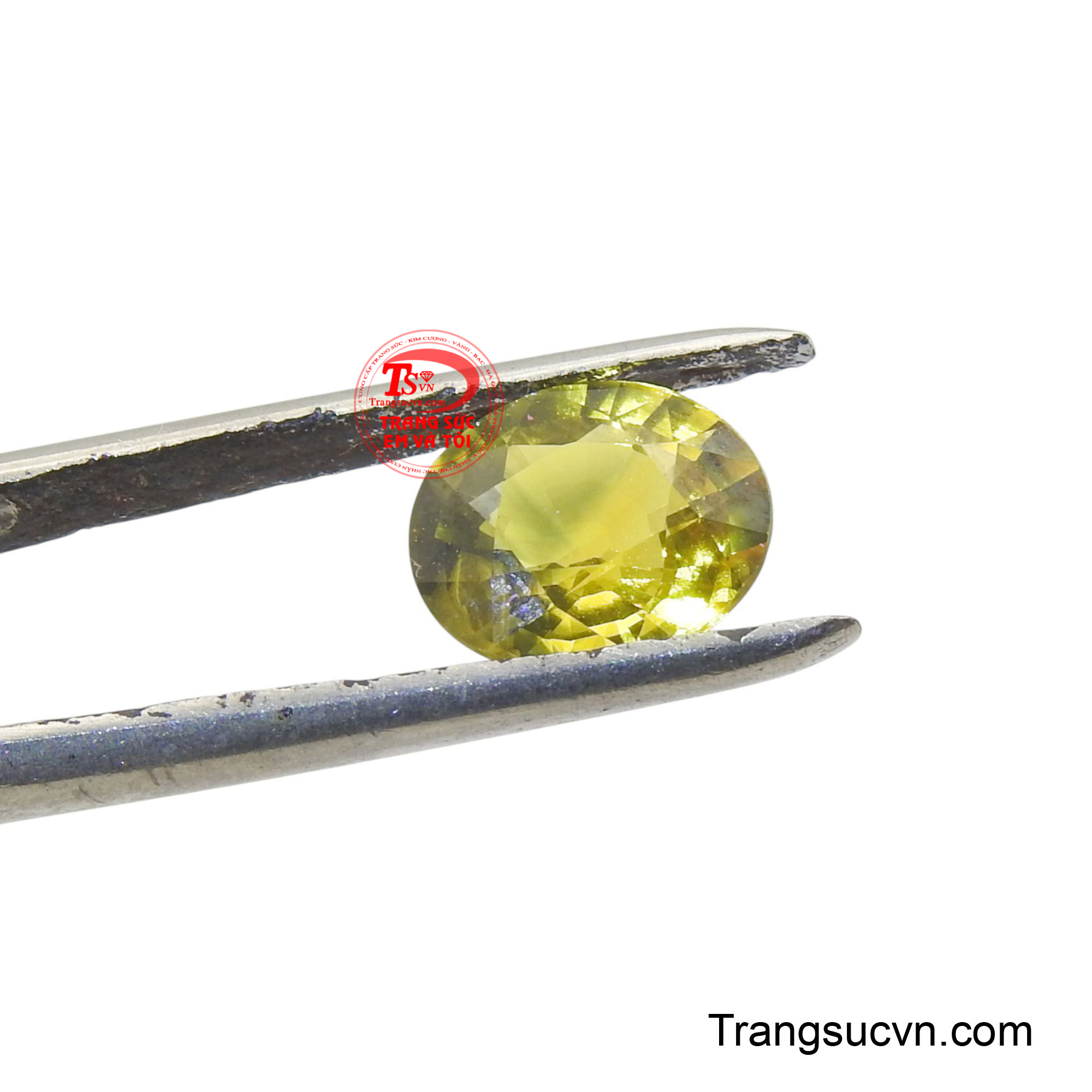 Giúp thu hút tài lộc, may mắn và sự thịnh vượng, đồng thời tạo nên một điểm nhấn hoàn hảo cho phong cách cá nhân, thể hiện sự tinh tế và gu thẩm mỹ riêng của bạn.