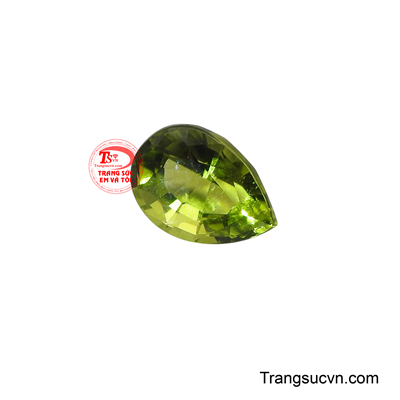 Năng lượng tích cực từ Peridot giúp người sở hữu cảm thấy an toàn, tự tin và vượt qua mọi thử thách.