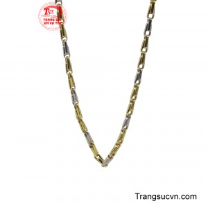 Đây là lựa chọn lý tưởng cho các quý ông muốn thể hiện phong cách mạnh mẽ, lịch lãm và đẳng cấp, phù hợp để đeo hàng ngày hoặc trong các dịp đặc biệt.