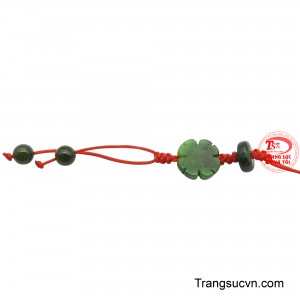 Sở hữu chiếc dây treo này không chỉ làm nổi bật cá tính riêng của bạn mà còn mang lại sự bình an, tài lộc và sự thịnh vượng trong cuộc sống.