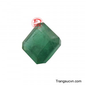 Viên đá này không chỉ tượng trưng cho sức sống mãnh liệt của thiên nhiên mà còn được tin là có khả năng cân bằng năng lượng, thúc đẩy sự thịnh vượng và mang lại bình an cho những người thuộc mệnh Mộc.