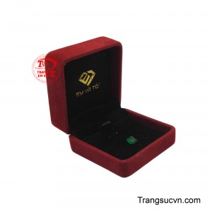 Sản phẩm được giao hàng toàn quốc.