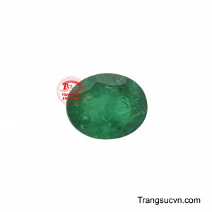 Emerald-ngọc lục bảo thiên nhiên là một minh chứng tuyệt vời cho vẻ đẹp thuần túy của ngọc lục bảo thiên nhiên.