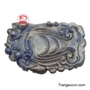 Đeo mặt Phật Di Lặc không chỉ là một món trang sức mà còn là lời nhắc nhở về sự an lạc trong tâm hồn, giúp người sở hữu luôn có tinh thần lạc quan và cuộc sống đầy đủ.