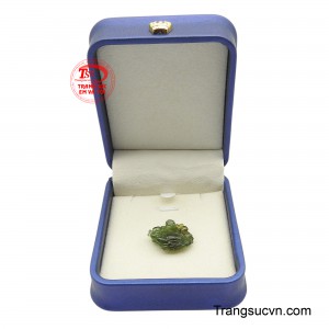 Sản phẩm được giao hàng toàn quốc.