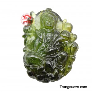 Với thần thái an lạc, ngài là biểu tượng sống động của lòng từ bi vô lượng, luôn lắng nghe và quán chiếu mọi khổ đau của chúng sinh.