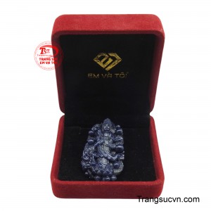 Sản phẩm được giao hàng toàn quốc.