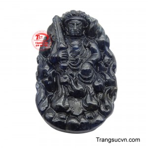 Mặt dây được chạm khắc tinh xảo hình ảnh ngài tay cầm thanh kiếm với thanh gươm trí tuệ sắc bén, tượng trưng cho khả năng cắt đứt mọi phiền não, vô minh và dẫn dắt chúng sinh đến con đường chân lý.