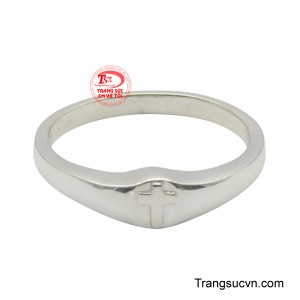 Chất liệu bạc ta cao cấp tạo nên vẻ đẹp bền vững, trường tồn.