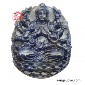 Với sắc xanh thẫm đặc trưng của Sapphire không chỉ mang lại vẻ đẹp huyền bí mà còn tượng trưng cho sự thanh tịnh, trí tuệ và bình an.