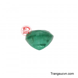 Mang theo Emerald bên mình là mang theo một nguồn năng lượng sống dồi dào, giúp cân bằng cảm xúc và tạo dựng một tương lai tràn đầy hy vọng, lạc quan.