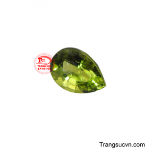 Năng lượng tích cực từ Peridot giúp người sở hữu cảm thấy an toàn, tự tin và vượt qua mọi thử thách.