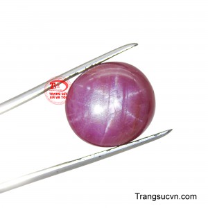 Ruby sao không chỉ là một món trang sức quý giá mà còn được coi là biểu tượng của tình yêu, sự may mắn và quyền lực.