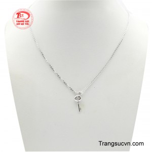 Dây chuyền chìa khóa vàng trắng
