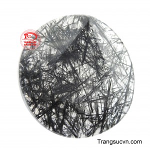 Thạch anh Tóc Đen còn có khả năng hấp thụ và chuyển hóa các luồng khí xấu